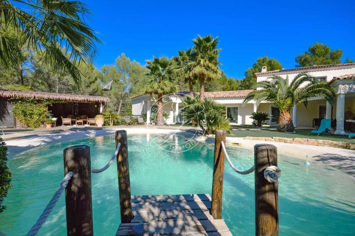 Maison à DRAGUIGNAN