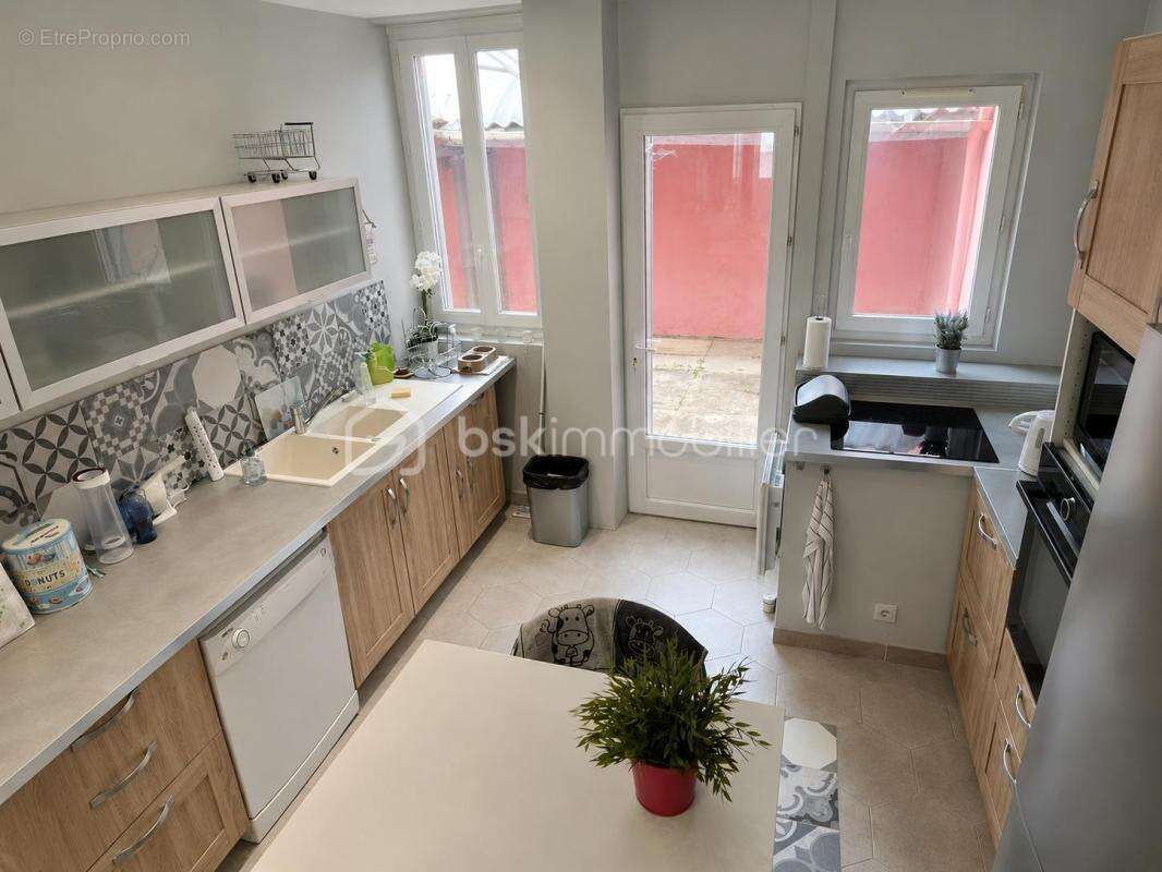 Maison de ville 70 m² avec garage et cour privative - photo 5