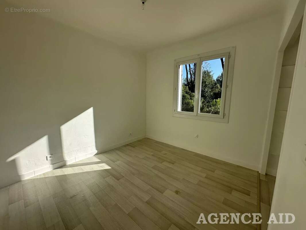 Maison à CUGES-LES-PINS