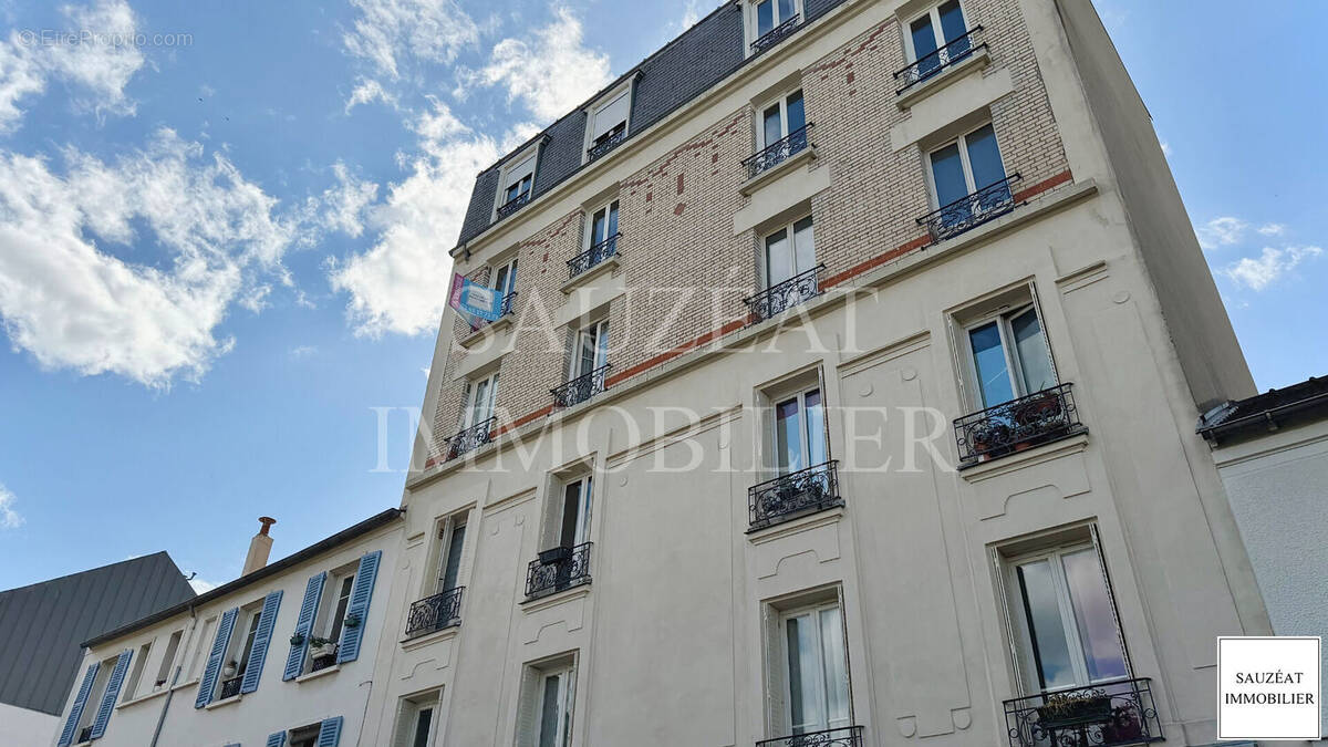 Appartement à MONTROUGE