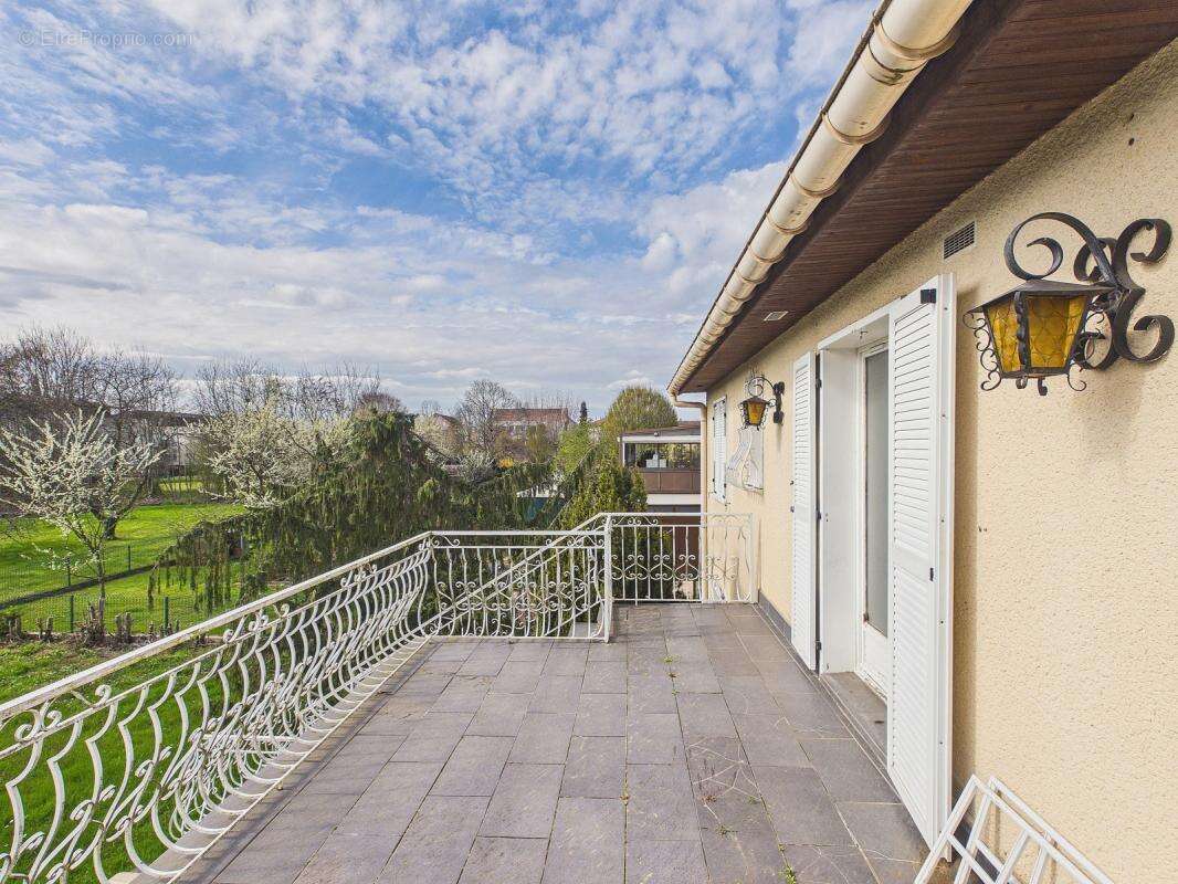 Maison à MARLY