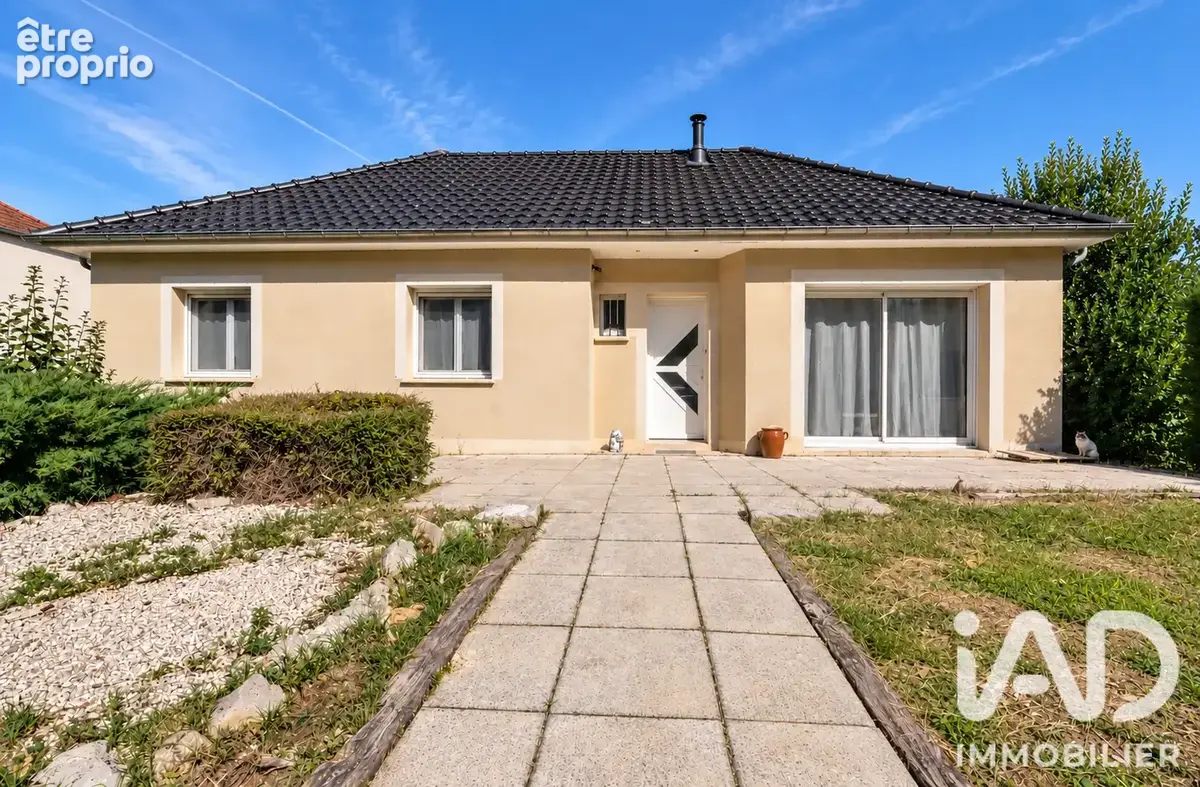 Photo 1 - Maison à LISSAC-SUR-COUZE