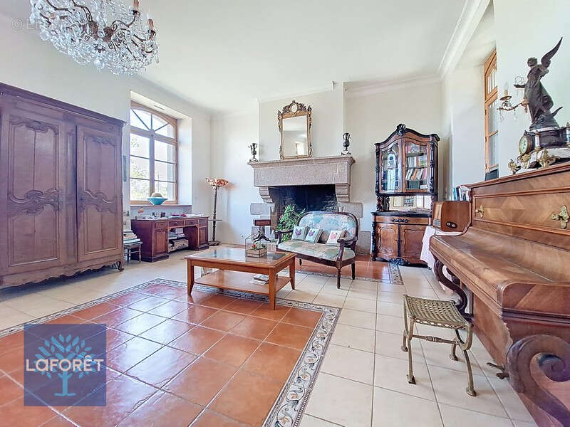 Maison à SAINT-AUBIN-D'AUBIGNE