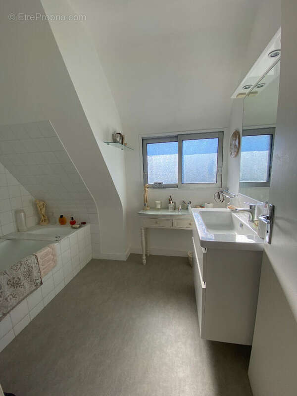 Seulement chez Nous! Plougonvelin/LE TREZ-HIR- Vue Mer-A 4 mm des plages-Maison de Type 6 - photo 5