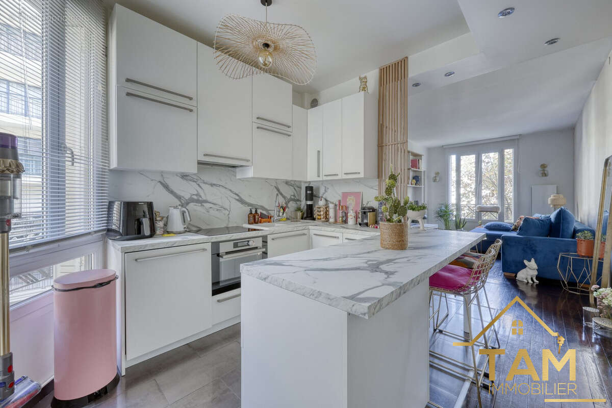 Appartement à SURESNES