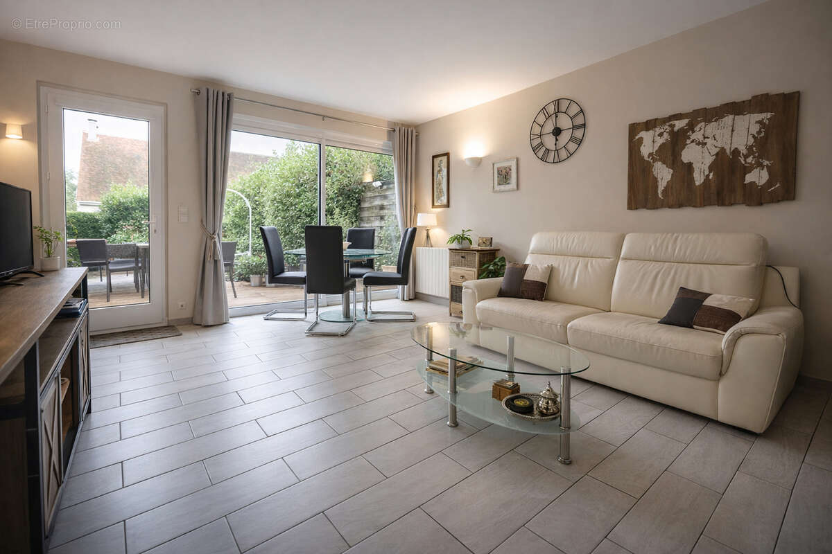 Appartement à GALLUIS