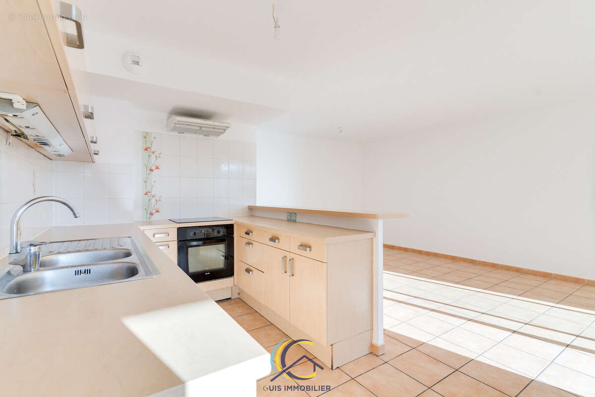 Appartement à MARSEILLE-8E