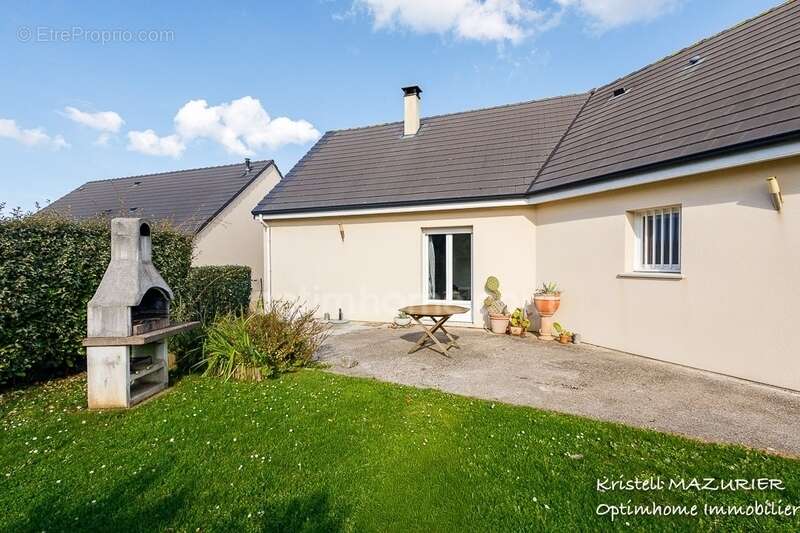 Maison à SAINT-LEONARD