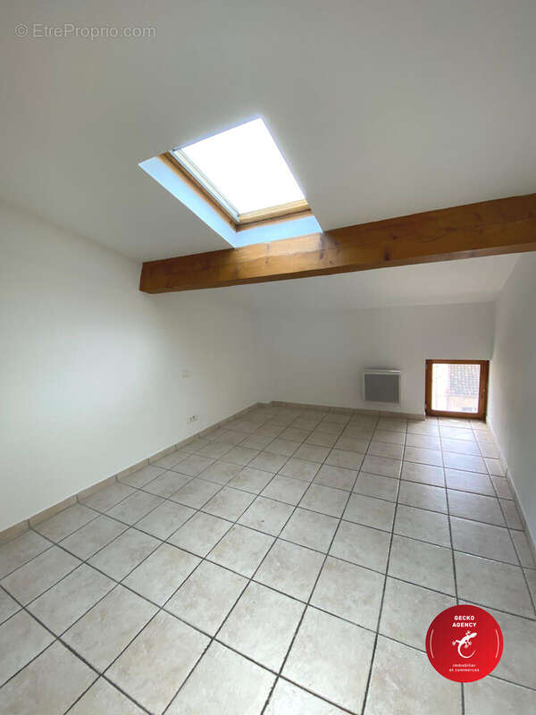 Chambre 1 - Appartement à LA MOTTE