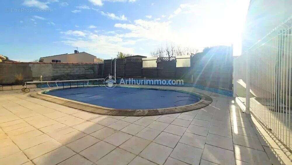 Maison à AIGUEFONDE