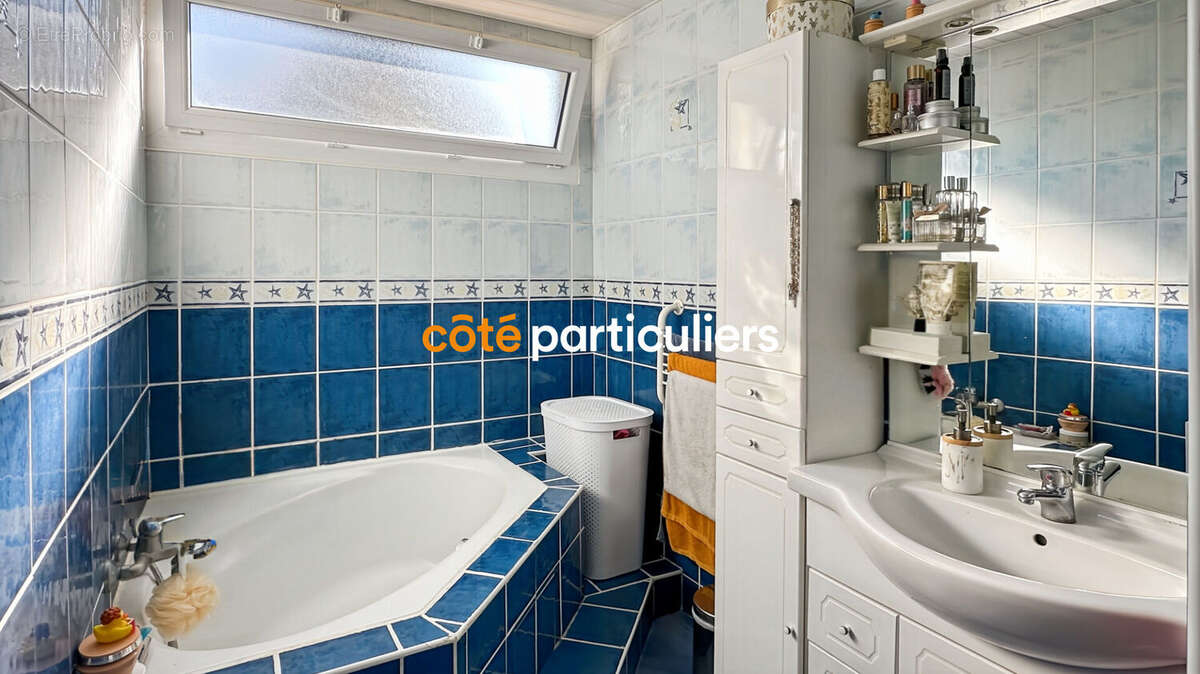 Appartement à BRIE-COMTE-ROBERT