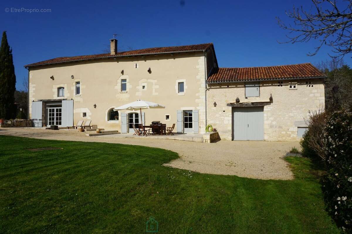 Maison à BRANTOME