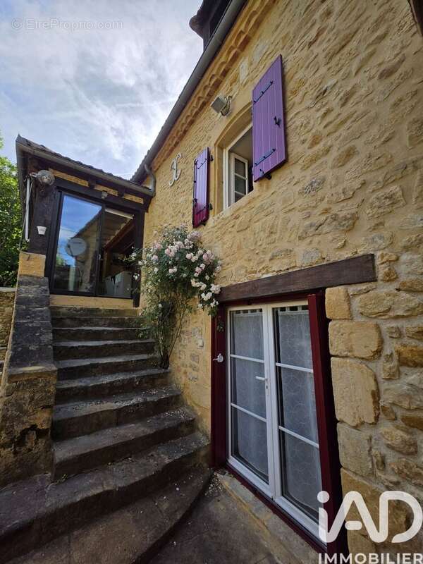 Maison 100 m² à Saint-Cirq-Madelon  - photo 7