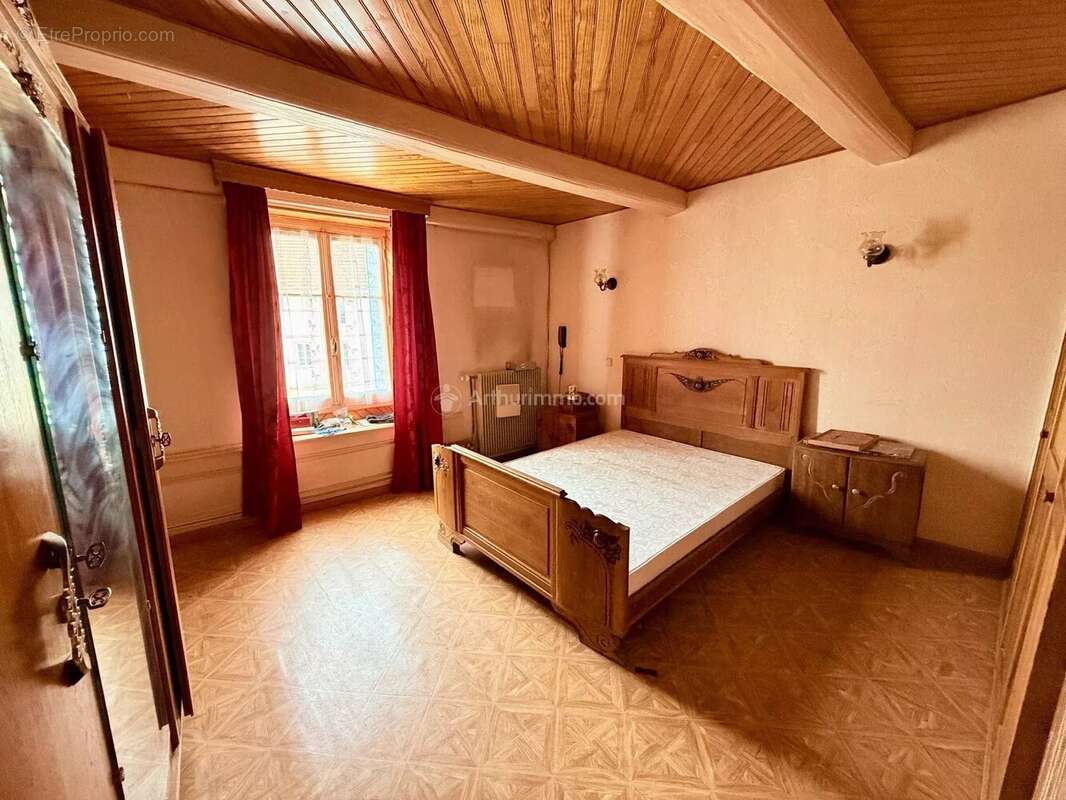 Maison à SOULAUCOURT-SUR-MOUZON