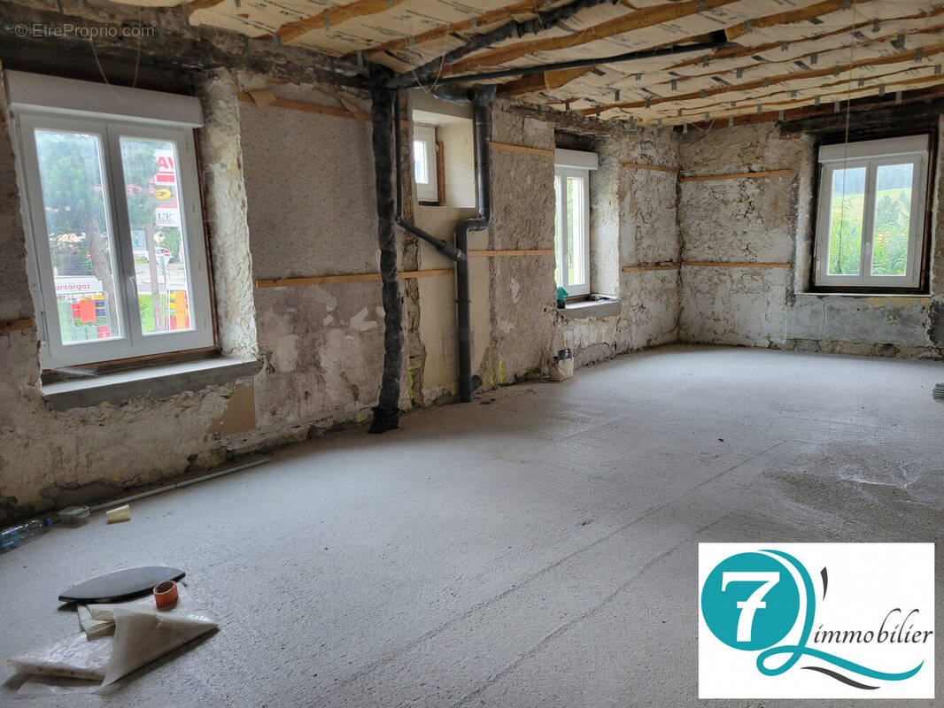 Appartement à CHAUX-NEUVE