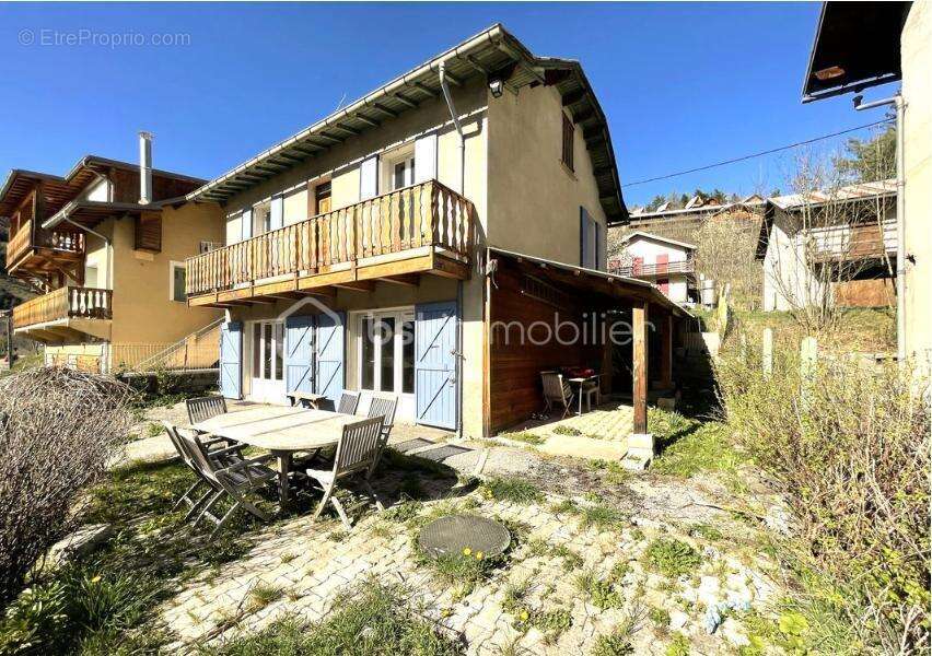 Maison à ALLOS
