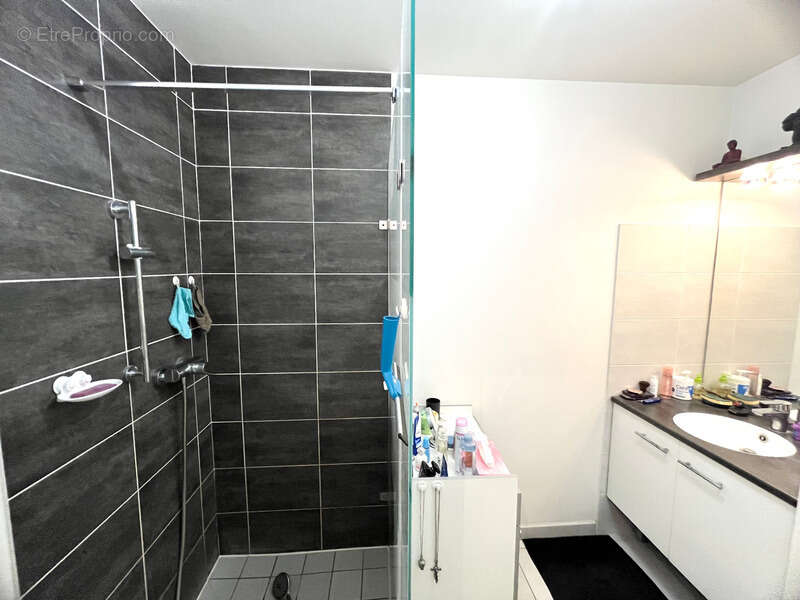 Appartement à CHENS-SUR-LEMAN