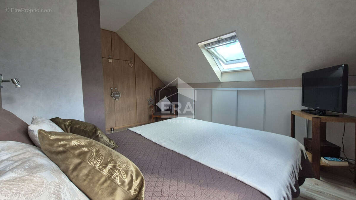 Maison à GRISY-SUISNES