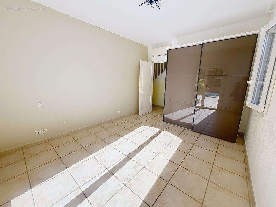 Maison à SAINT-RAPHAEL