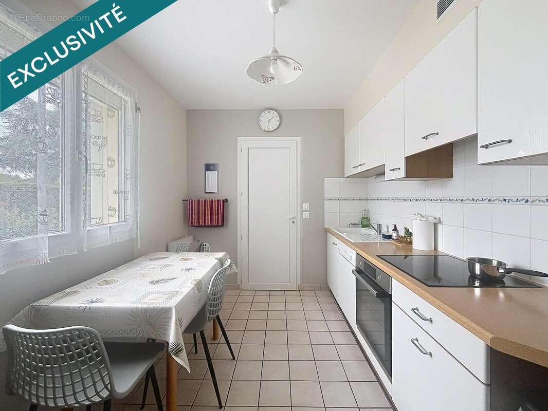 Maison 86 m² à Pabu  - photo 8