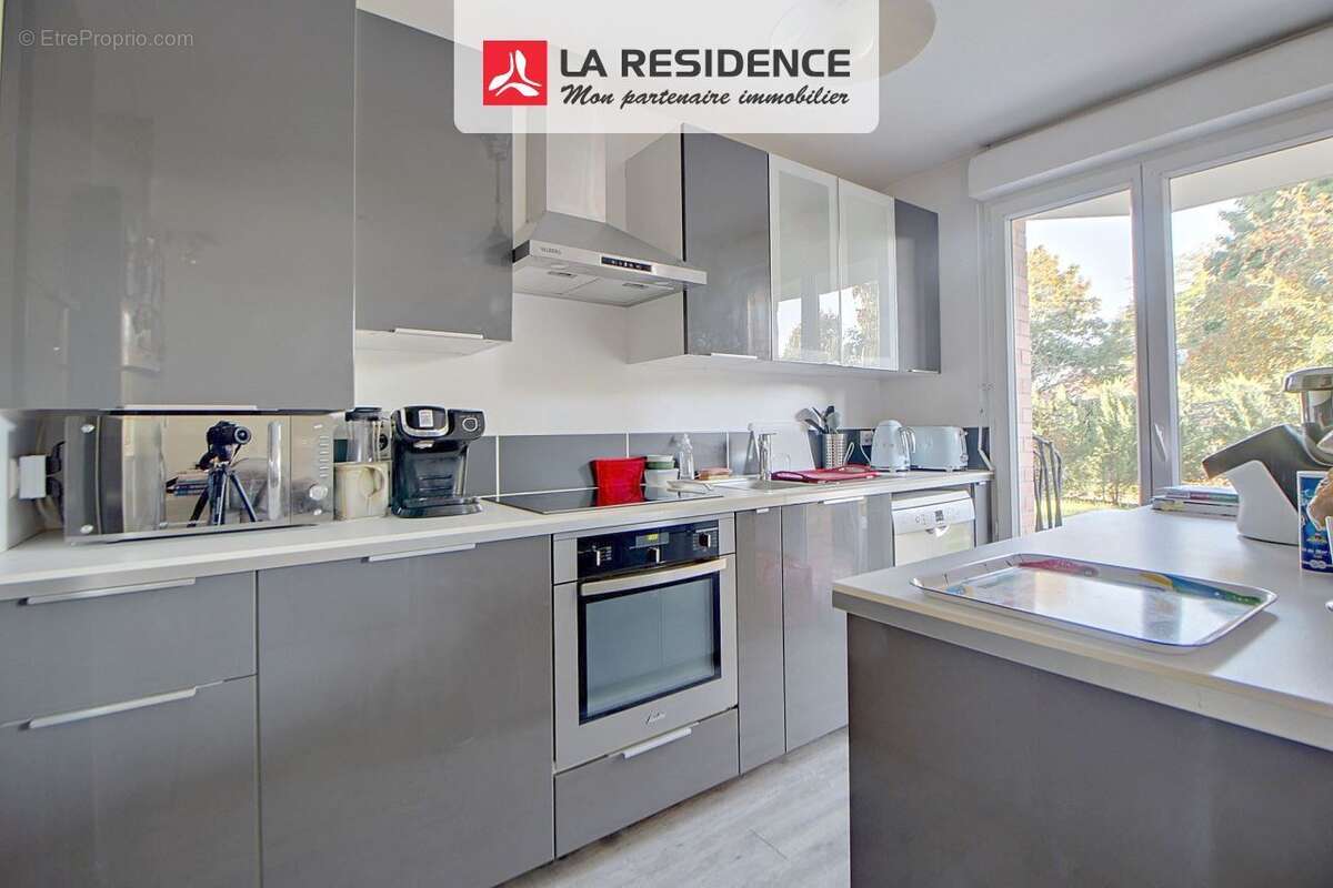 Appartement à VERNEUIL-SUR-SEINE