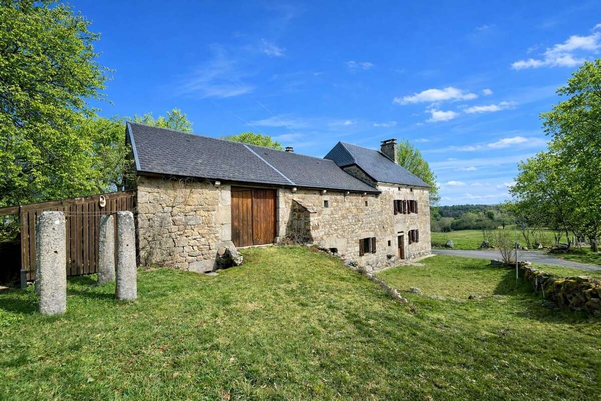 Maison à ALBARET-LE-COMTAL
