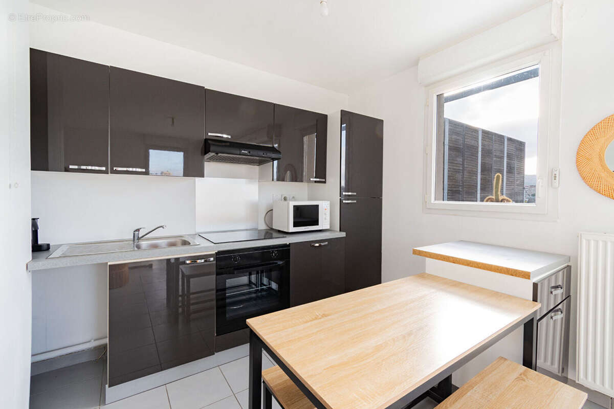 Appartement à MARSEILLE-12E