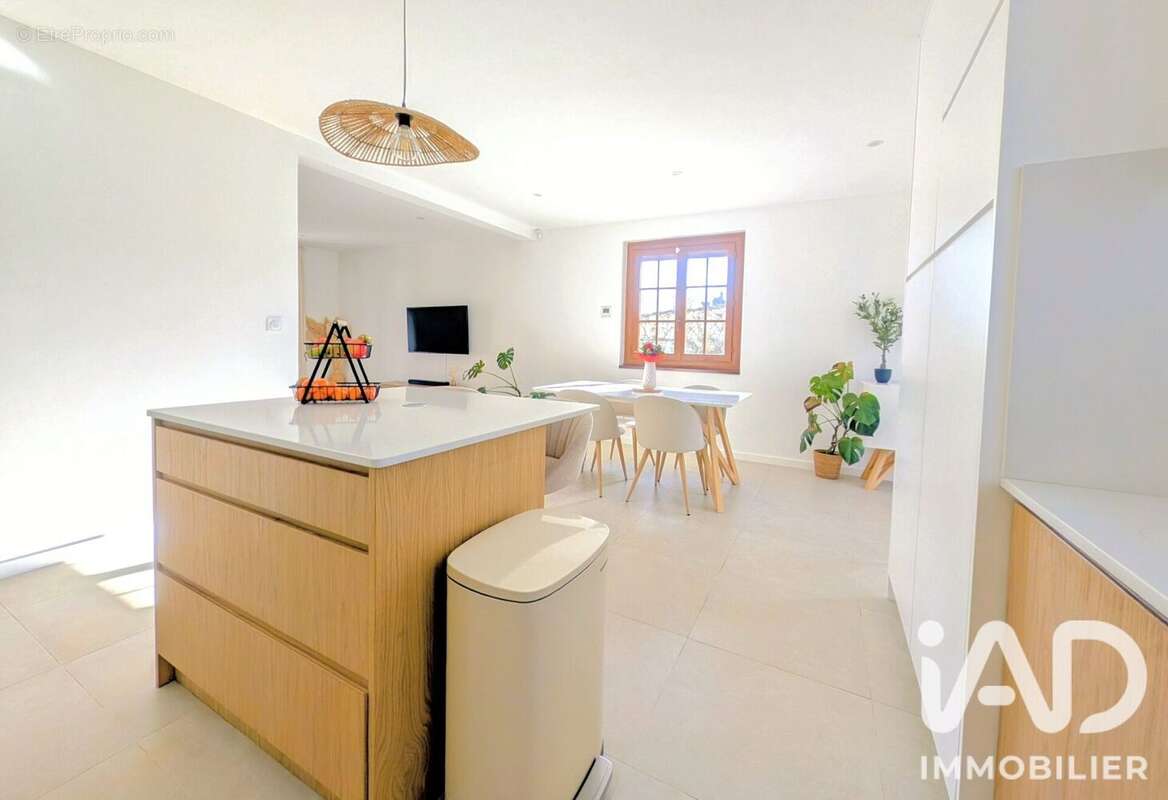 Maison 130 m² à Pujols-Sur-Ciron  - photo 6