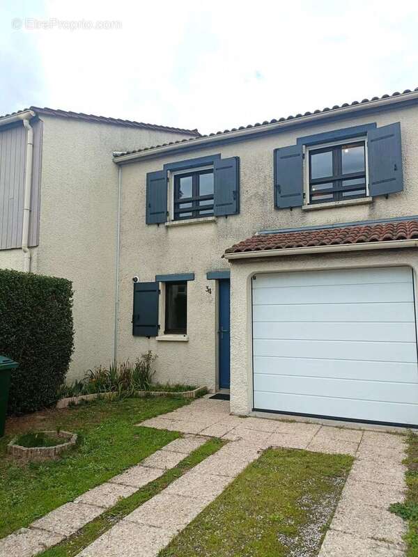 Maison à SAINT-SEBASTIEN-SUR-LOIRE