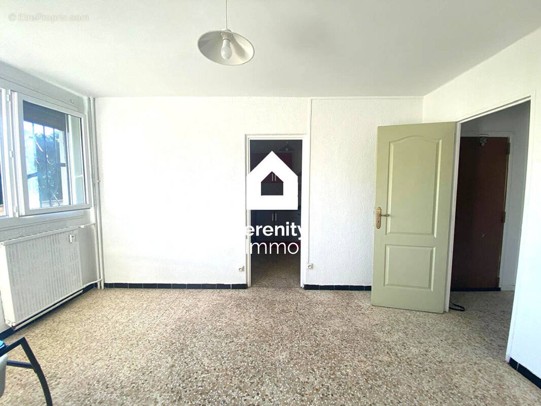 Appartement à MARSEILLE-15E