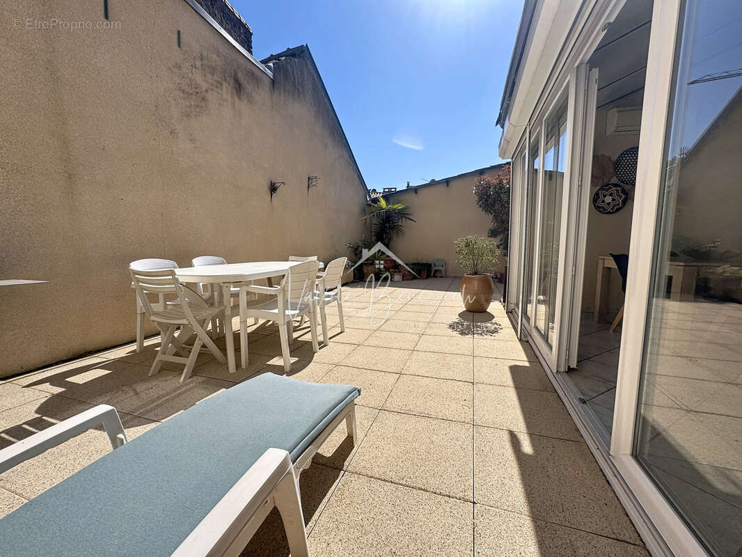 Appartement à SAINT-AFFRIQUE