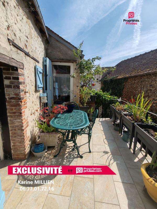 SENONCHES 28250 Maison individuelle rénovée - 2 chambres - Cave - Garage - Jardin - 159 000  HAI - photo 3