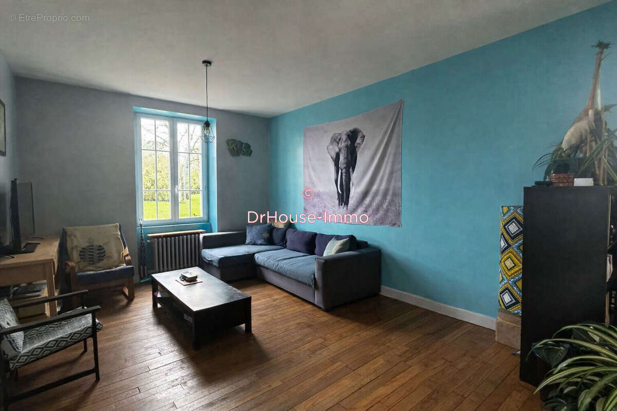 Maison à PERPEZAC-LE-NOIR