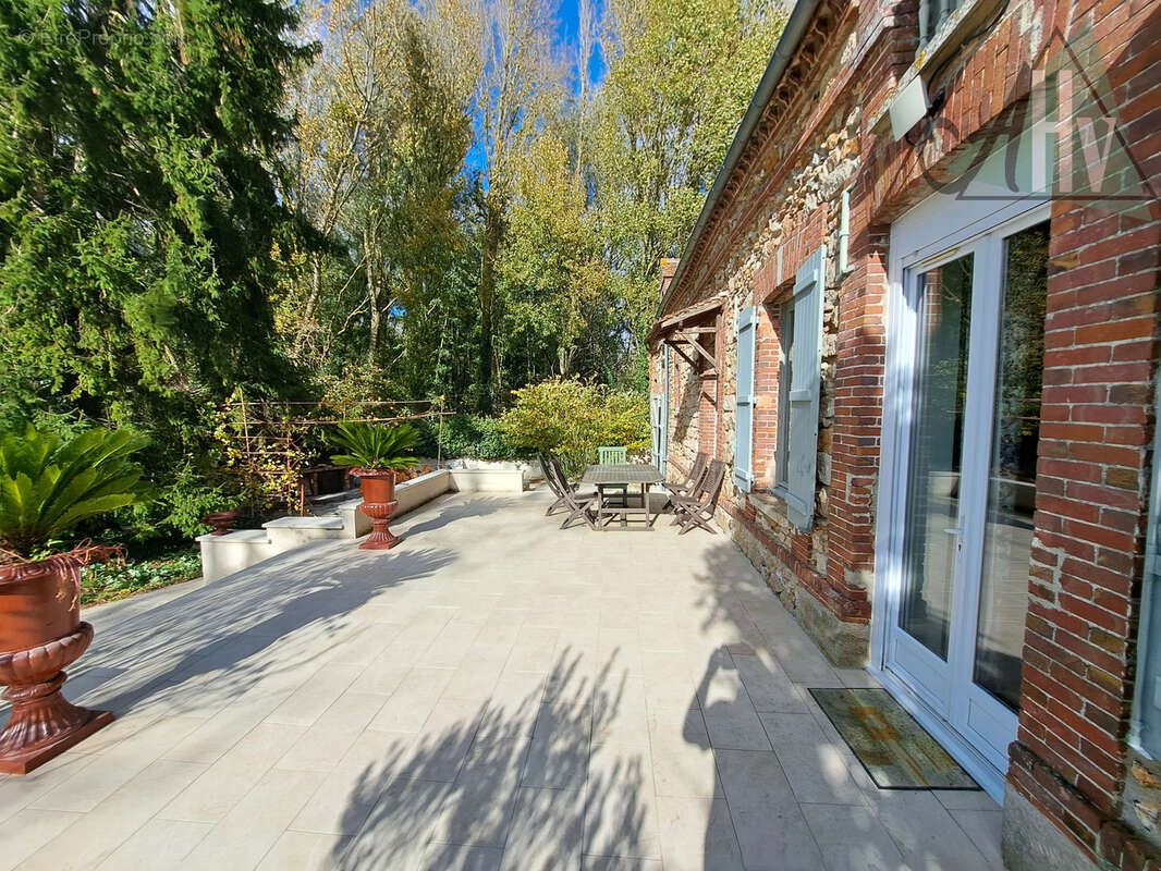 Maison à BRAY-SUR-SEINE