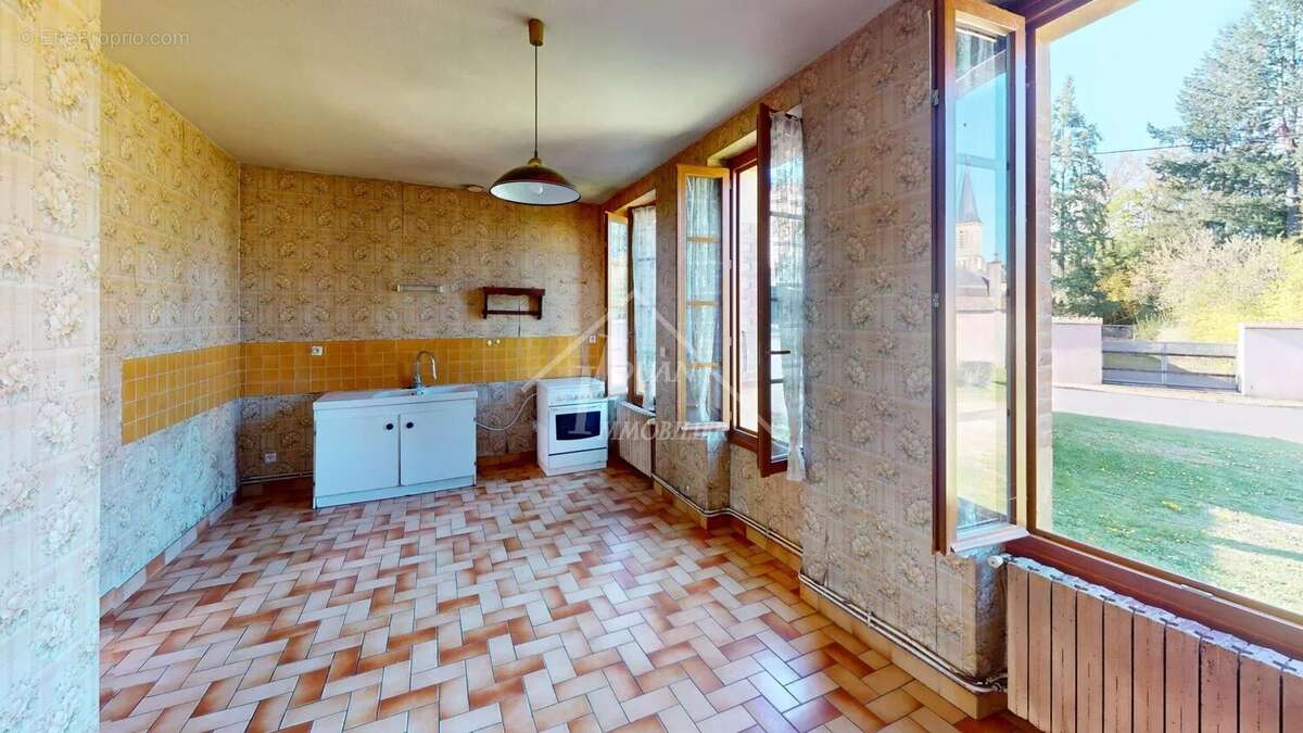 Maison à SALIGNY-SUR-ROUDON