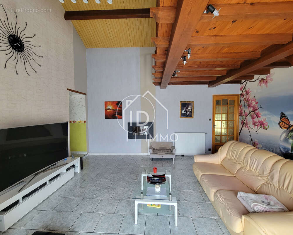 Maison à SAINT-PRIVAT-DES-PRES