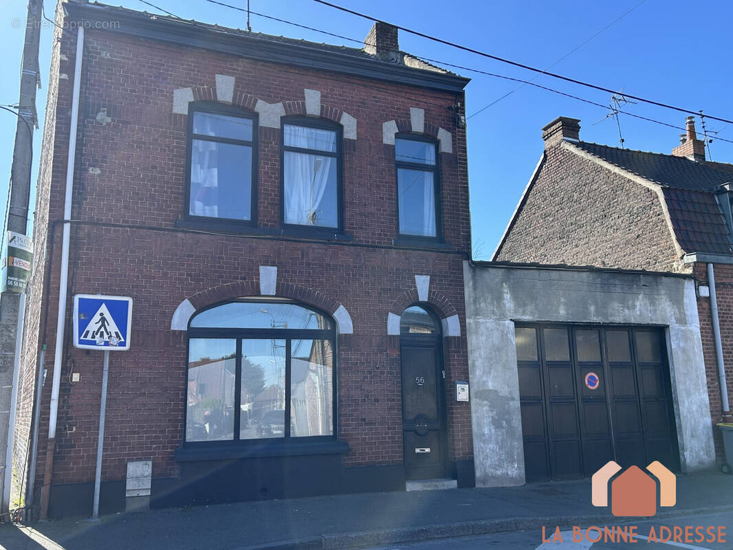 Façade maison - Maison à WATTRELOS