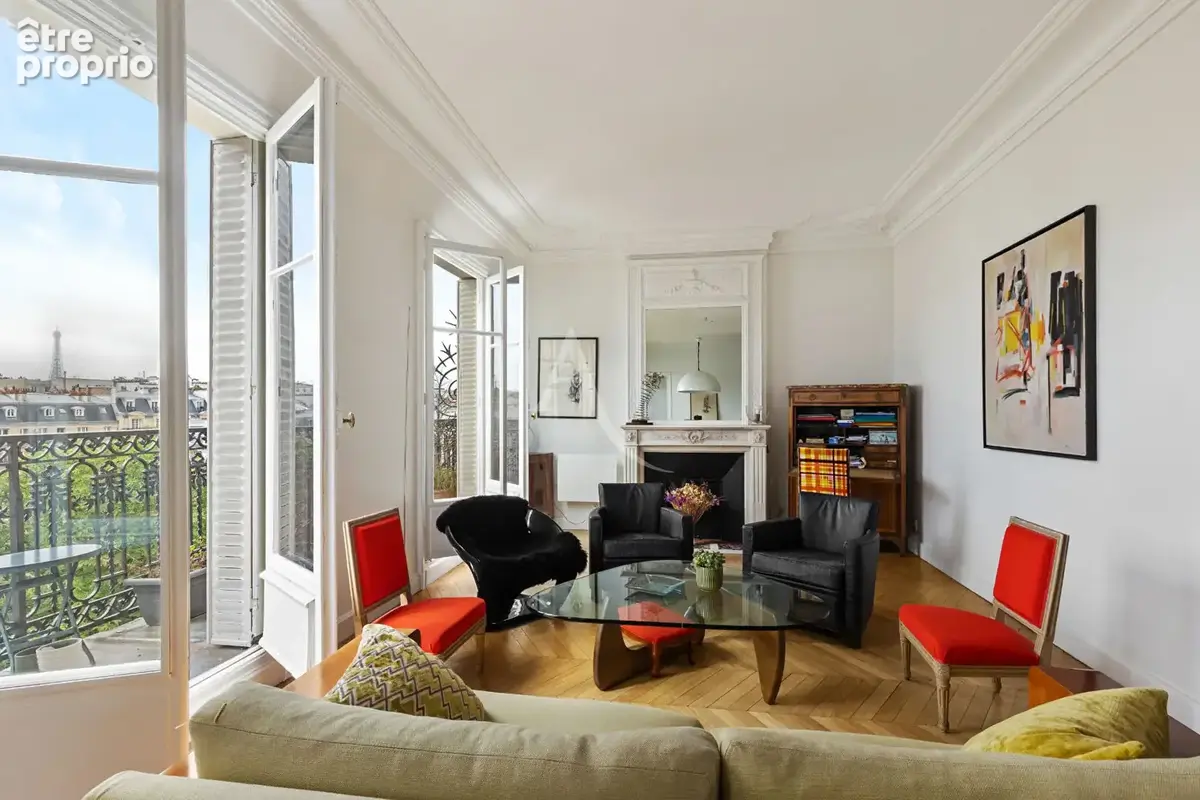 Appartement de standing  5 pièces - Secteur Marché Lebon - Dernier étage avec vue Tour Eiffel & Arc de Triomphe - photo 4