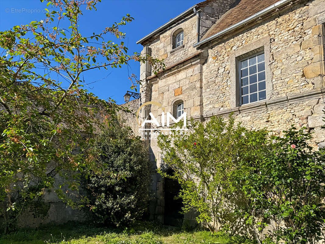 Maison à ETAMPES