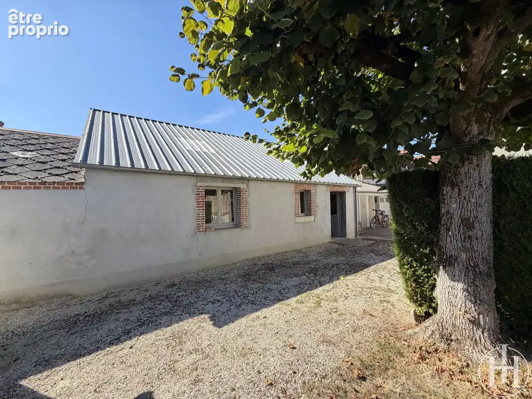 VILLABON   Maison en pierre avec dépendances et atelier. - photo 9