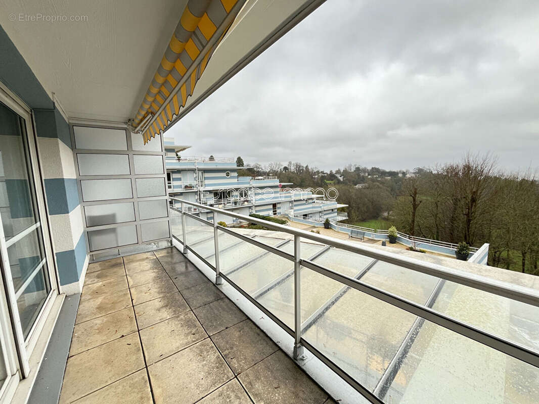 Appartement à MONT-SAINT-AIGNAN