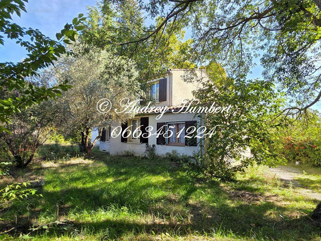 Maison à PIERREVERT