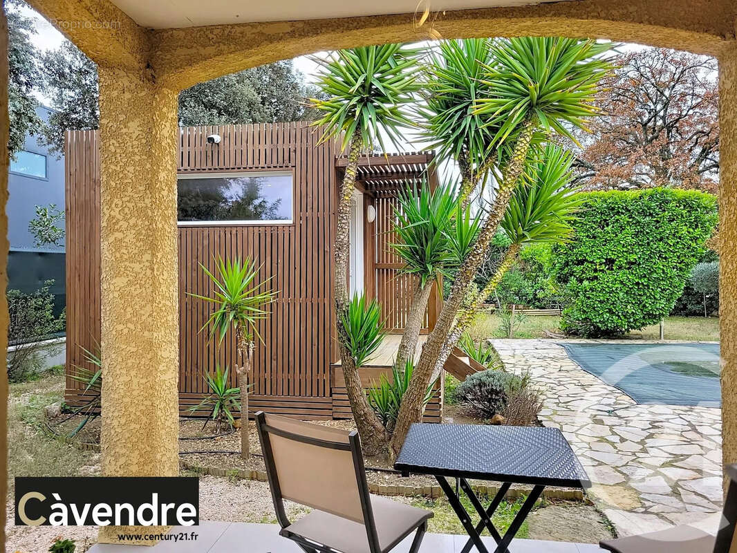 Maison à VEDENE