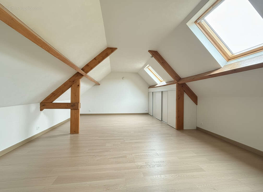 Maison à PONTAULT-COMBAULT