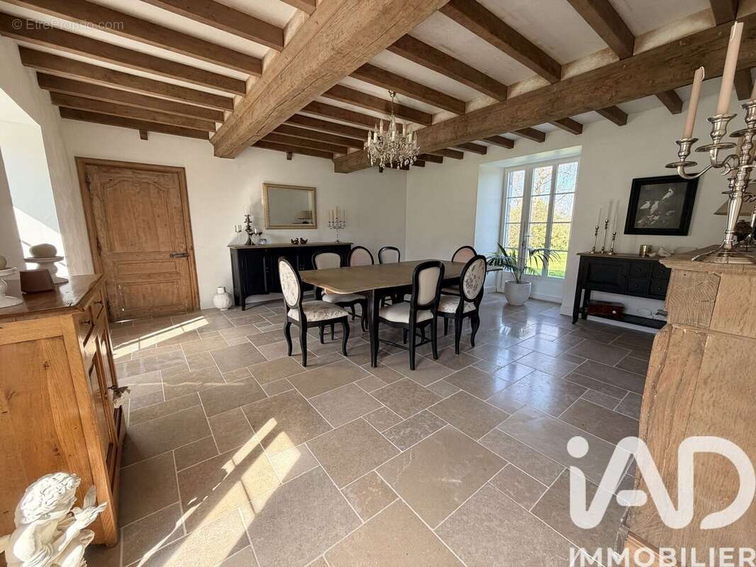Photo 5 - Maison à MONTMARTIN-SUR-MER