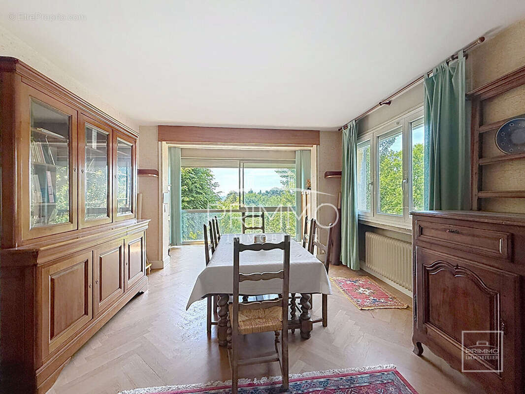 Maison à SAINT-CYR-AU-MONT-D'OR