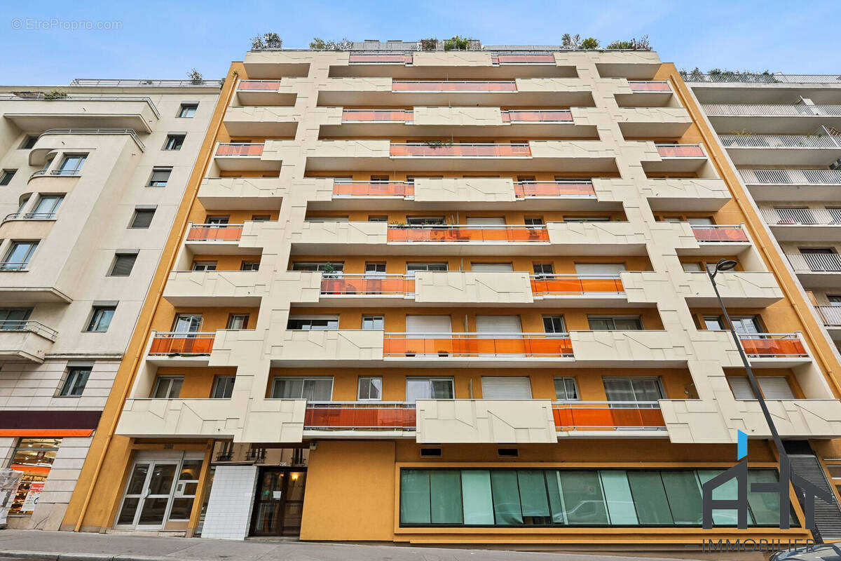 Appartement à PARIS-12E