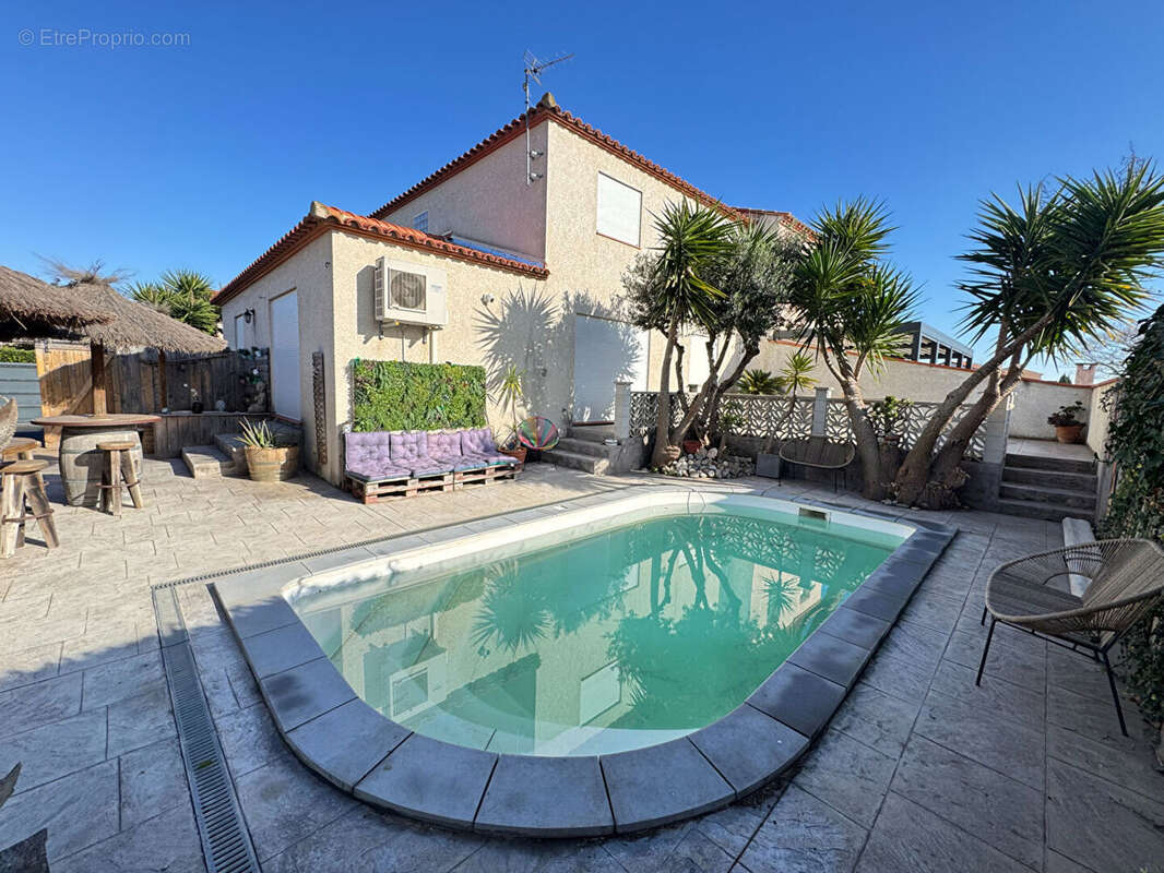 Maison à VILLELONGUE-DE-LA-SALANQUE