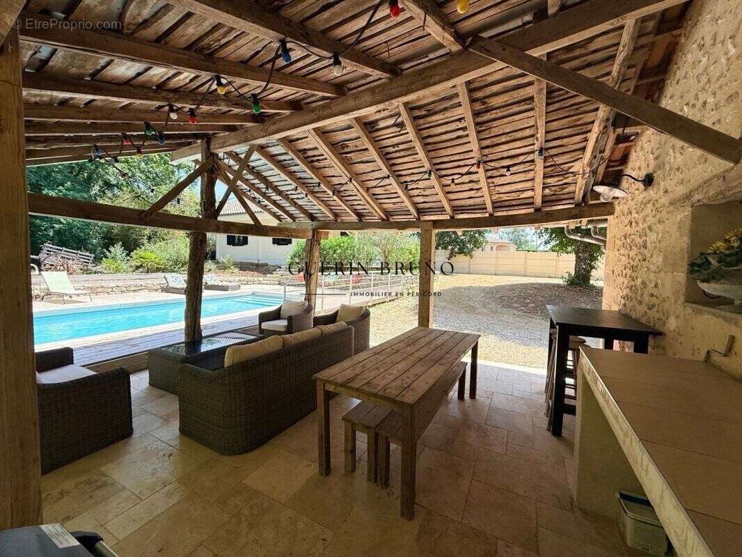 Maison à COURSAC