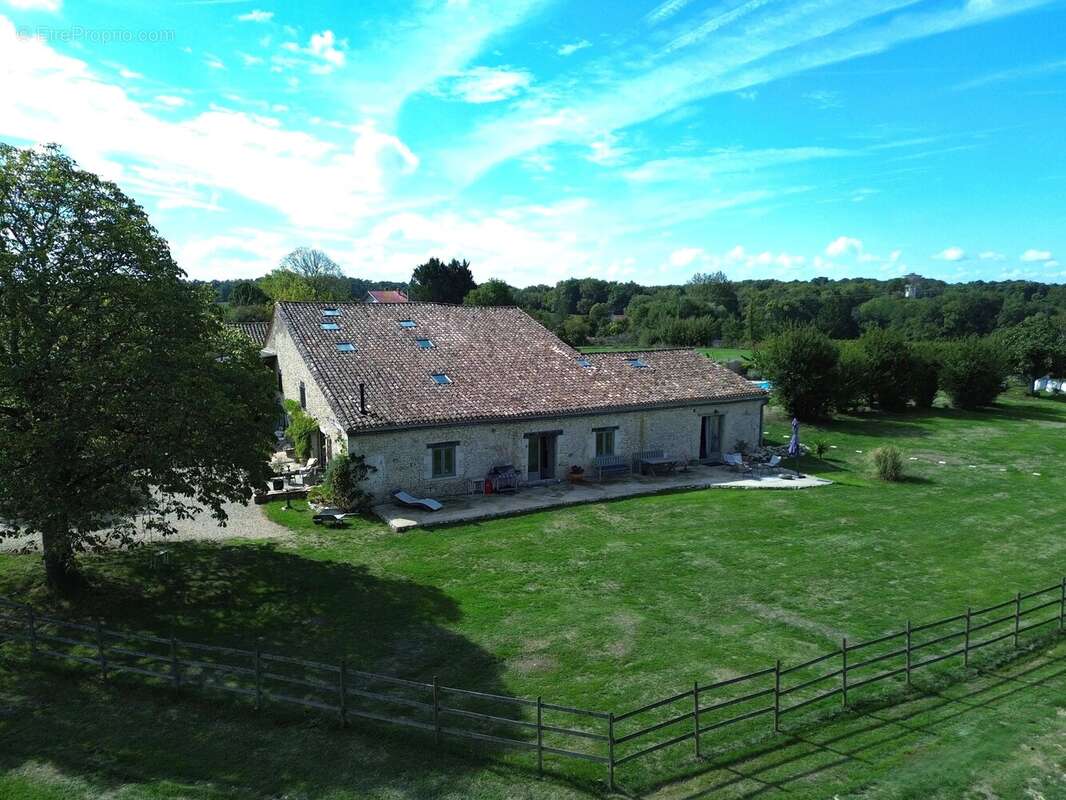 Maison à SAINTE-FOY-LA-GRANDE